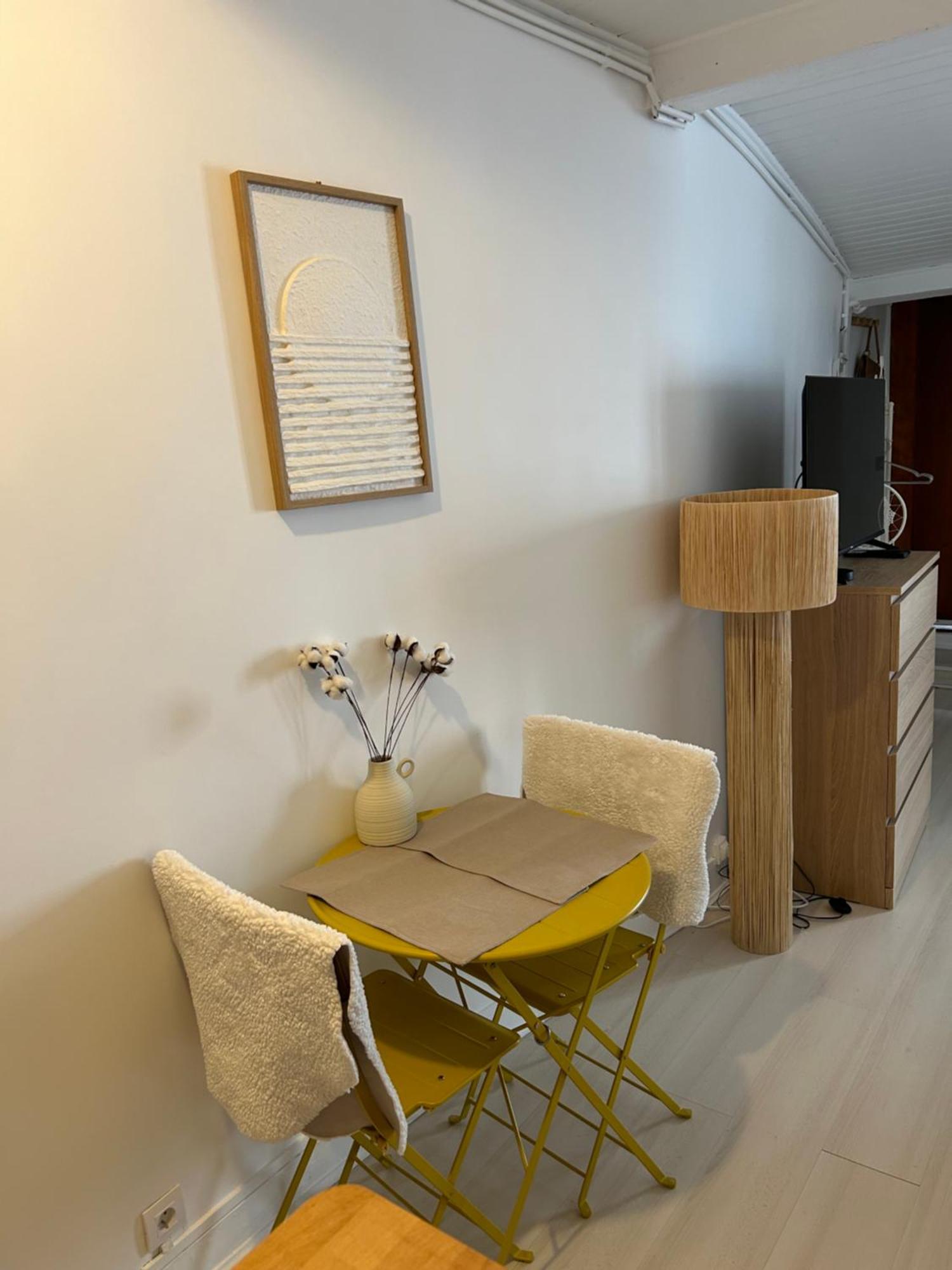 Grand Studio Entierement Renove Au Coeur De Paris Lejlighed Eksteriør billede